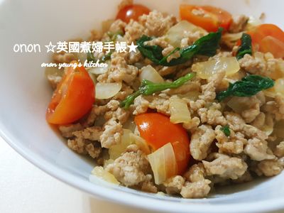 參考食譜 : 泰式打拋豬肉
快速上桌🍛家常菜。晚餐