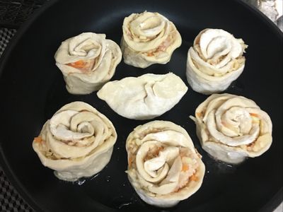 玫瑰餃子（自製餃子皮）