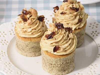 葡萄乳酪杯子蛋糕