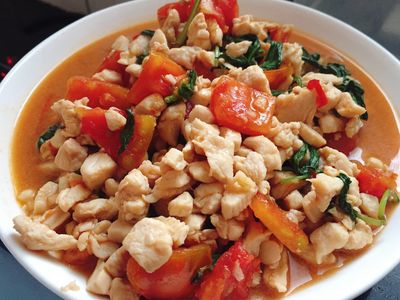 參考食譜 : 泰式打拋雞胸肉