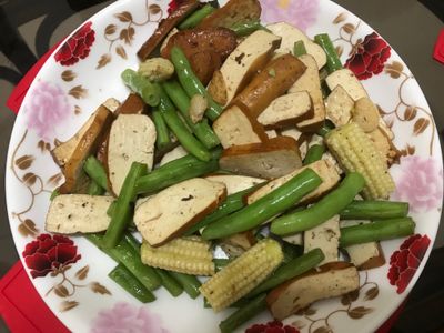 參考食譜 : 四季豆炒玉米筍