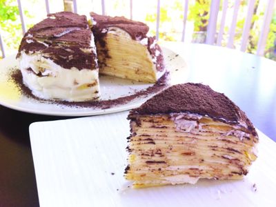 參考食譜 : [法式甜點]千層岩燒蛋糕 Crepe Cake 