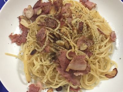 蒜炒培根義大利麵