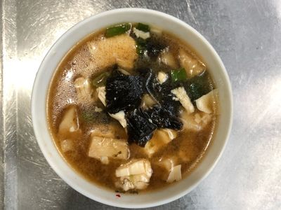 參考食譜 : 甜不辣味增湯