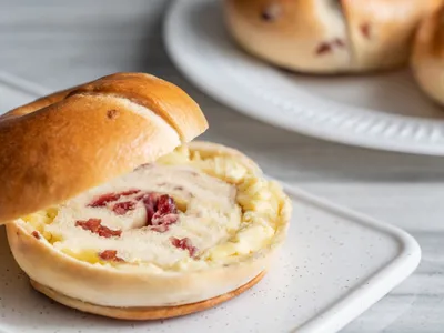 參考食譜 : 蔓越莓乳酪貝果【麥典實作工坊麵包專用粉】