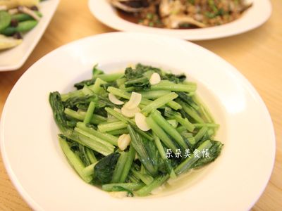 蒜炒油菜 （不加水鮮甜版）
