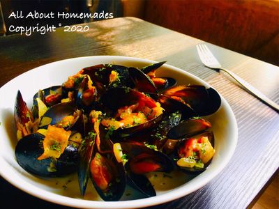 參考食譜 : 白酒煮青口