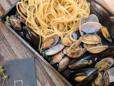 奶油白酒蒸蛤蜊