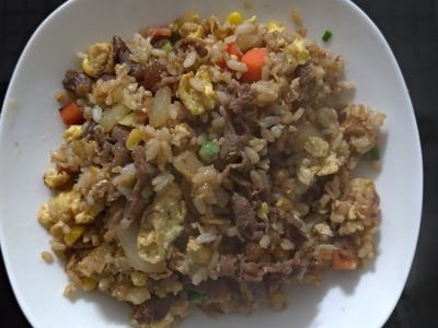 參考食譜 : 牛肉炒飯
