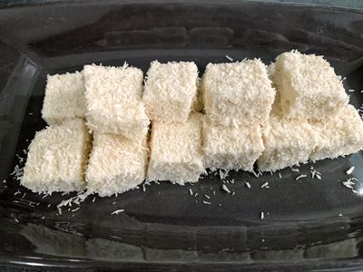 椰香牛奶雪花糕