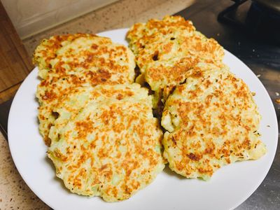 帕瑪森花椰菜煎餅