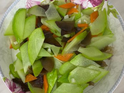 參考食譜 : 清炒佛手瓜