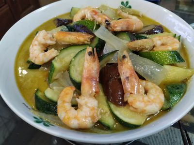 鮮蝦蔬菜綠咖哩