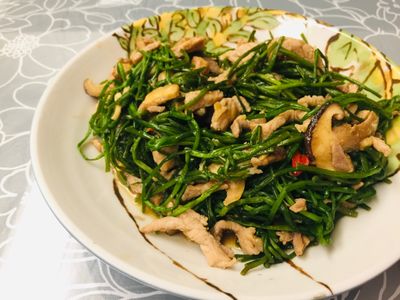 參考食譜 : 水蓮炒肉絲