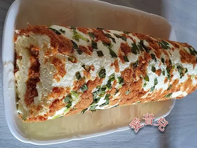 參考食譜 : 濕潤鹹香肉鬆蛋糕捲