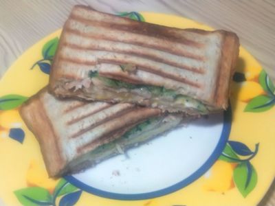 豬排起司蛋熱壓三明治