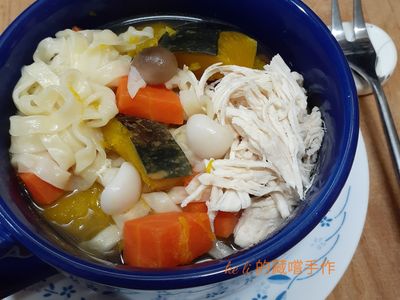 雞絲南瓜湯麵（悶燒鍋版）