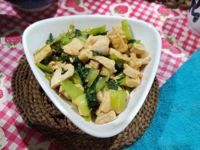 參考食譜 : 青江菜炒雞胸