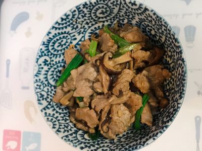 香菇炒豬肉