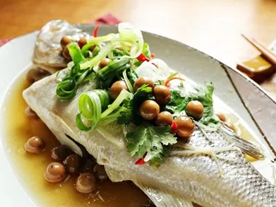 破布子蒸魚/家常菜檸香鱸魚