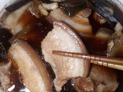 參考食譜 : 電鍋滷五花肉