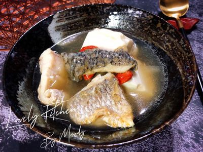 蔬果鱸魚豆腐湯