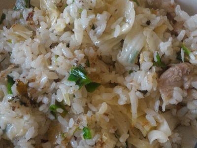 高麗菜肉片炒飯