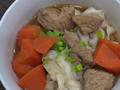 參考食譜 : 紅燒排骨麵