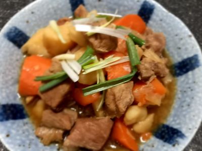 參考食譜 : 馬鈴薯燉肉