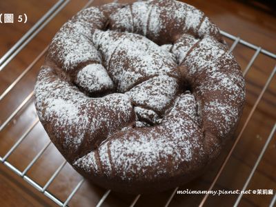 參考食譜 : 巧克力手撕包（茉莉麻私房食譜）