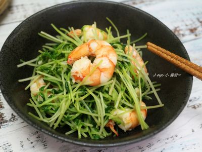 參考食譜 : 小豆苗炒蝦仁【藍鑽蝦】