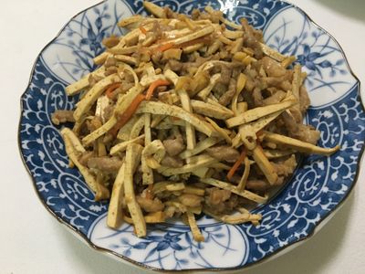 豆乾炒肉絲