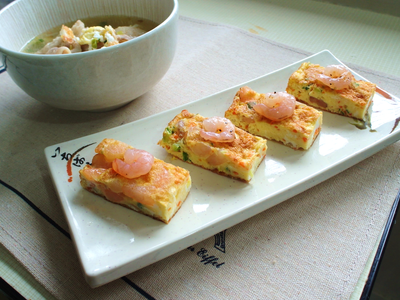 參考食譜 : 【家常菜】蝦仁蔬菜烘蛋