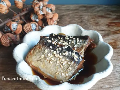 參考食譜 : 萬用鍋做《日式甘露煮秋刀魚》