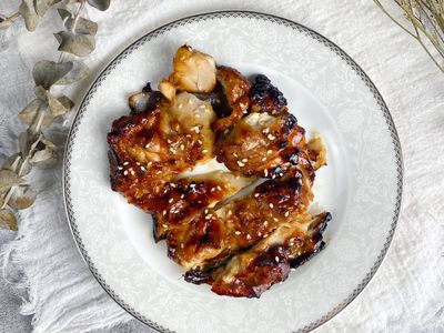 參考食譜 : 氣炸照燒雞腿排 【李錦記日式照燒烤肉醬】