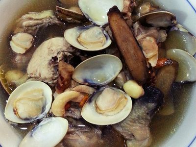 參考食譜 : 腰果牛蒡蛤蜊雞湯