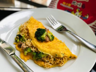 炒泡麵歐姆蛋/統一麵肉燥風味