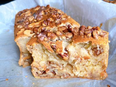 參考食譜 : 香蕉合桃蜜糖榜蛋糕