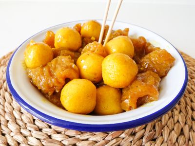 參考食譜 : 【影片】港式咖哩魚蛋