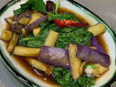 參考食譜 : 《香辣塔香紫茄》