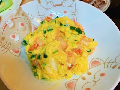 參考食譜 : 嫩嫩的蝦仁滑蛋