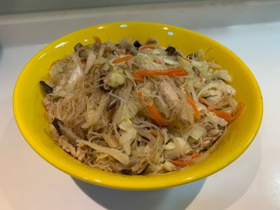 參考食譜 : 阿嬤的炒米粉