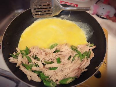 綠辣椒炒雞肉絲🐔🌶️