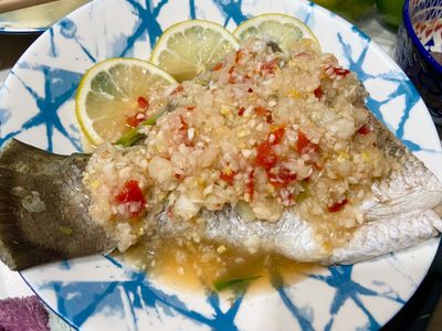 周秉秉の泰式檸檬魚