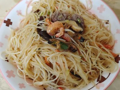 參考食譜 : 媽媽的炒米粉