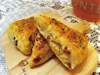 蒜香香腸鹹司康(Scone)