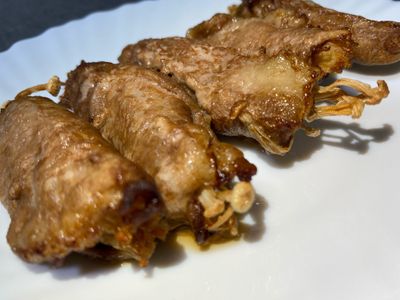 參考食譜 : 金針菇豬肉卷（氣炸鍋料理）