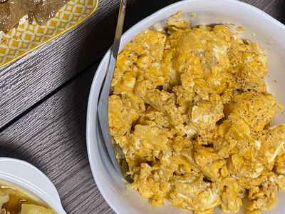參考食譜 : 防疫簡單菜「吻仔魚炒蛋」
