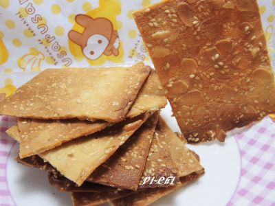 杏仁芝麻薄餅