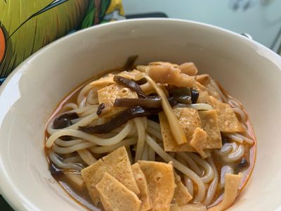 參考食譜 : 嚐鮮｜柳州螺螄粉*李子柒出品